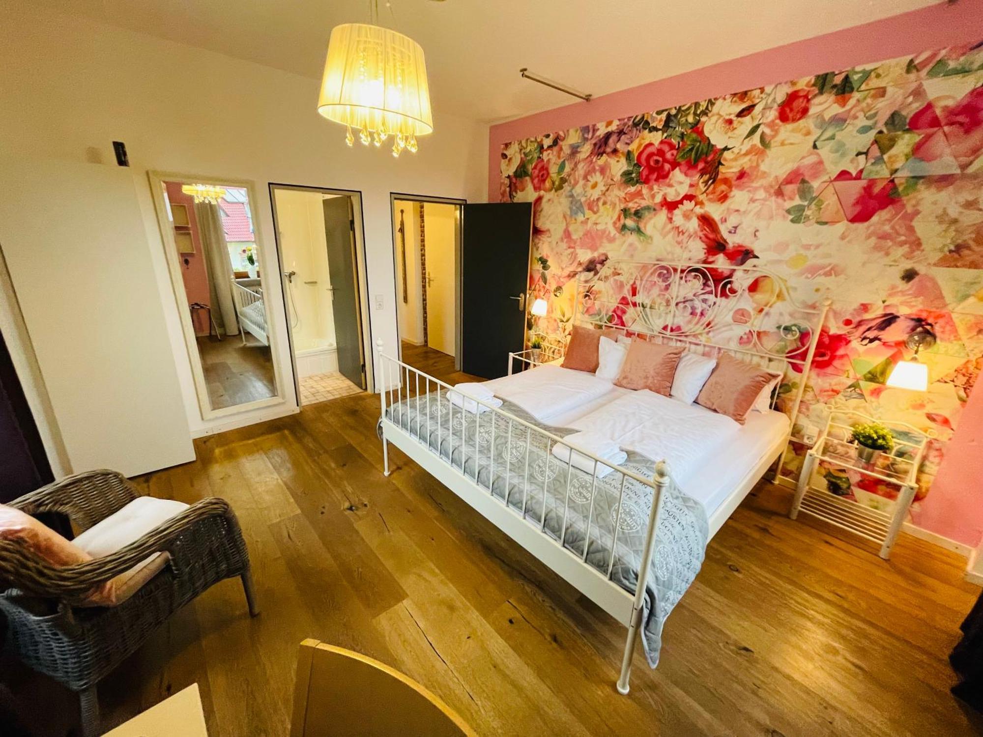 Zum Rayers Cafe-Restaurant & Boutique-Hotel Niederrotweil Pokój zdjęcie