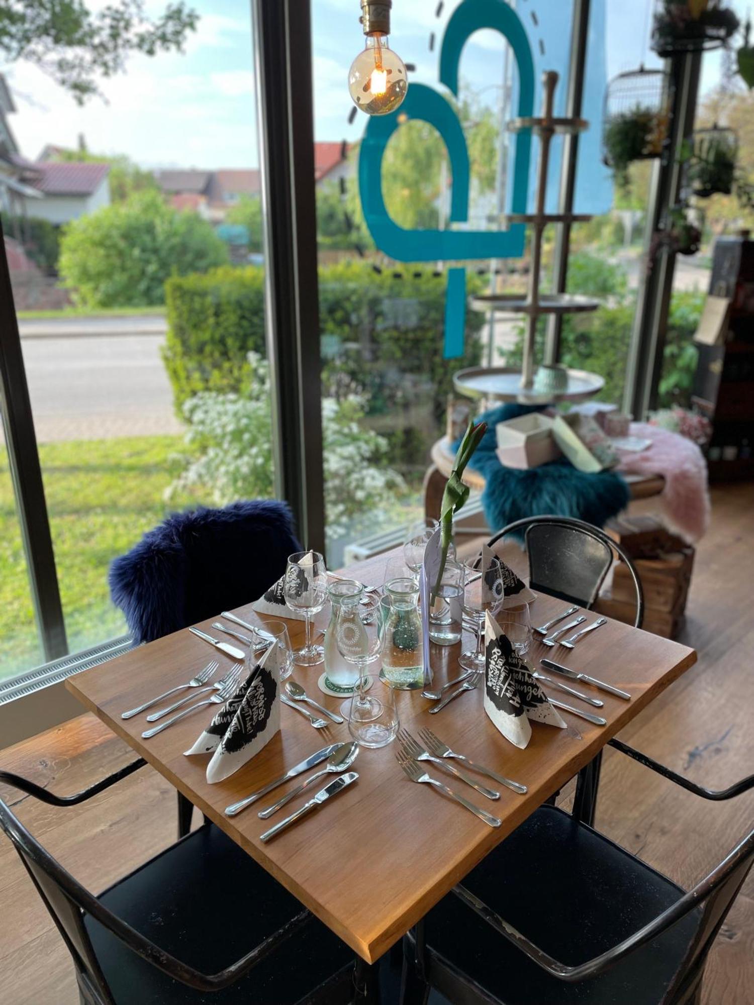 Zum Rayers Cafe-Restaurant & Boutique-Hotel Niederrotweil Zewnętrze zdjęcie