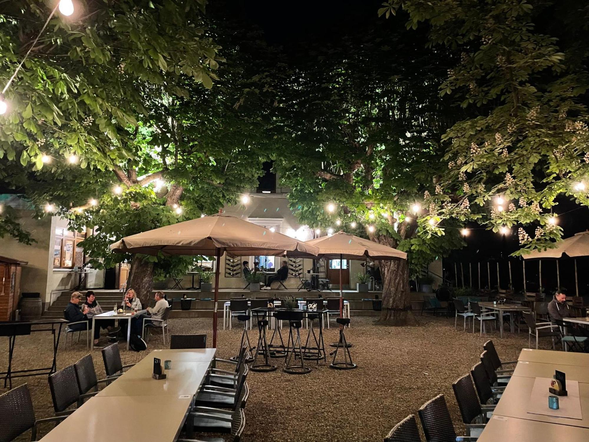 Zum Rayers Cafe-Restaurant & Boutique-Hotel Niederrotweil Zewnętrze zdjęcie